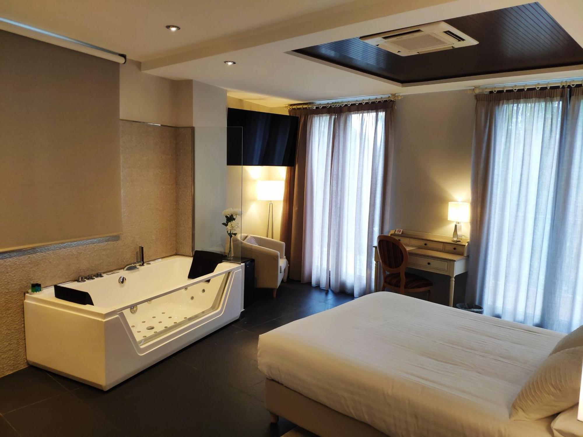 Hotel Puerta Del Arco Tudela de Duero Room photo
