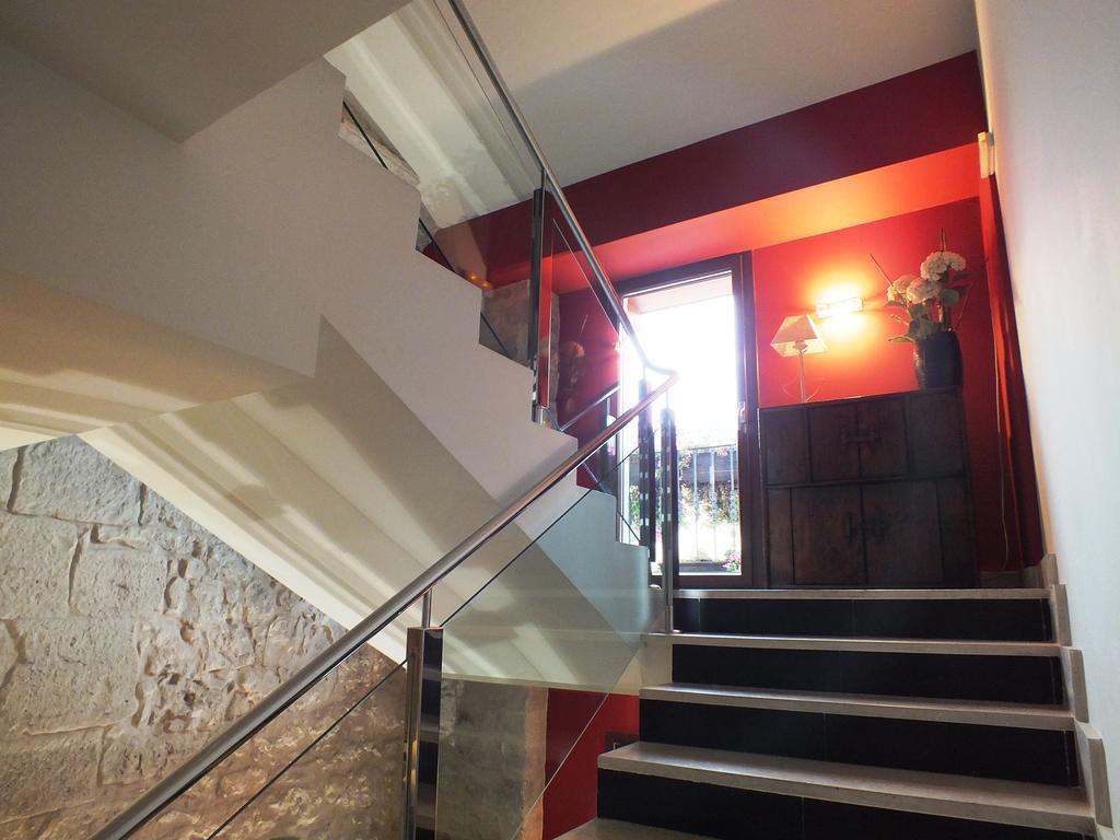 Hotel Puerta Del Arco Tudela de Duero Exterior photo