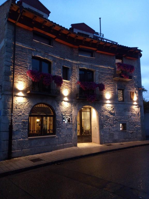 Hotel Puerta Del Arco Tudela de Duero Exterior photo