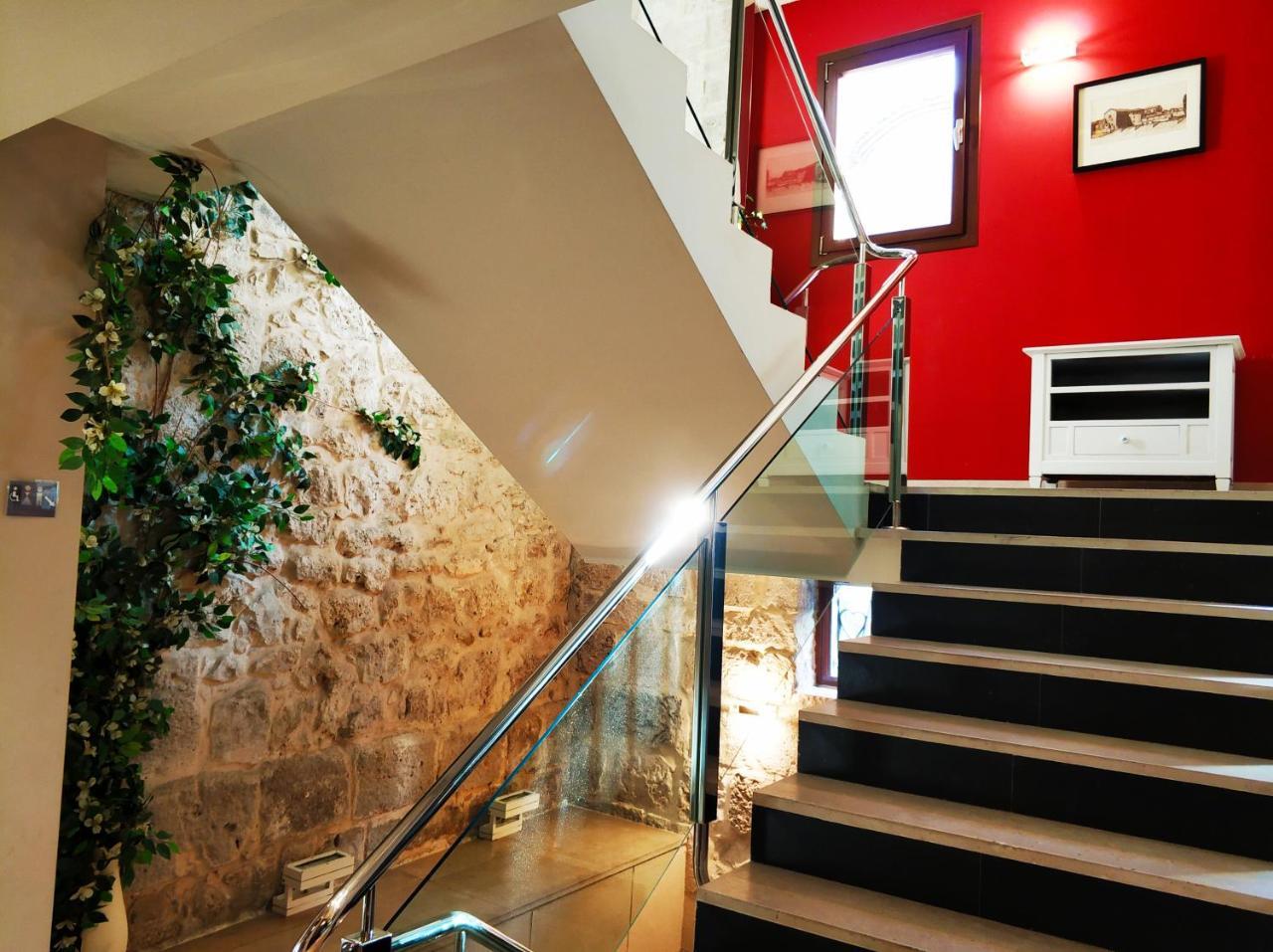 Hotel Puerta Del Arco Tudela de Duero Exterior photo